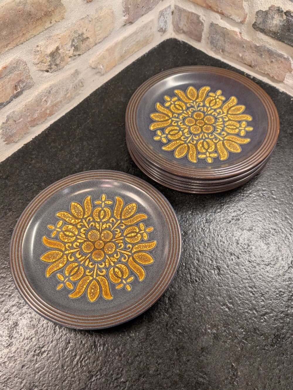 Costa Brava by Style House Stoneware Dinner Plate Set of 6 Brown Gold 1970s